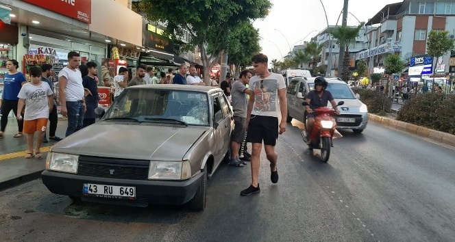 Antalya
            Antalya'da trafik kazası: 1 yaralı