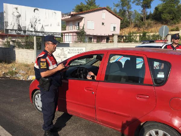 Kumluca Haberleri – Jandarmadan emniyet kemeri uyarısı