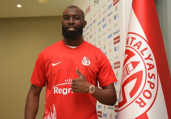 Antalya Haberleri – Souleymane Doukara Antalyaspor’dan ayrıldı