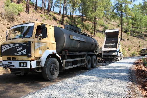 Antalya Haberleri – Gazipaşa Çamlıca grup yoluna asfalt