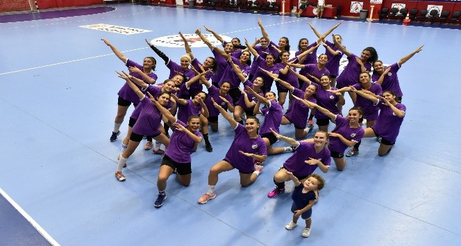 Muratpaşa Belediyespor kupa için sahaya çıkacak