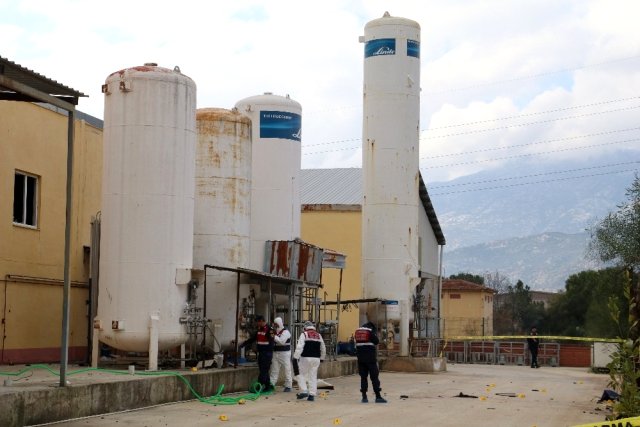 Antalya’da gaz dolum tesisindeki patlamada bir kişi öldü
