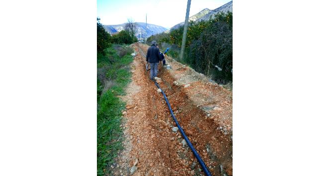 Finike Yuvalar’a yeni içme suyu hattı