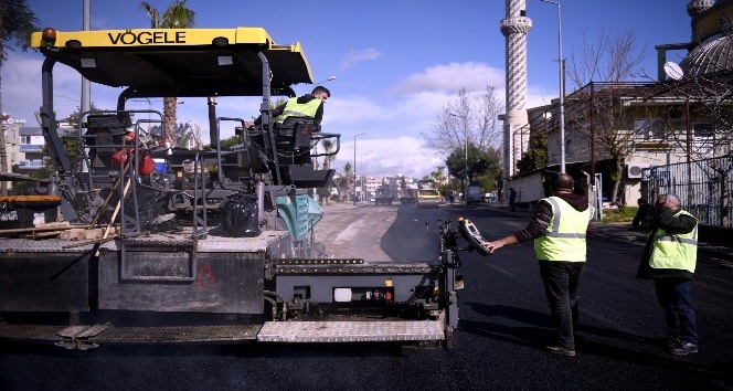 Şafak mahallesinde asfalt yenileme çalışması