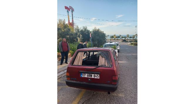 Antalya’da öfkeli kayın biraderden eniştesinin aracına sopalı saldırı