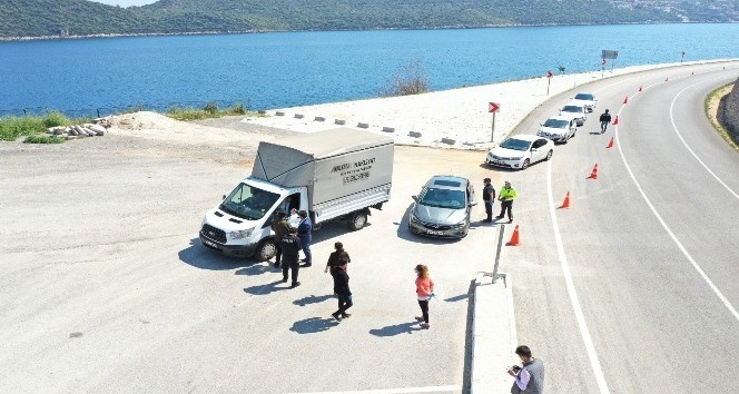 Gözde turizm merkezi Kaş’ta sadece hava açık