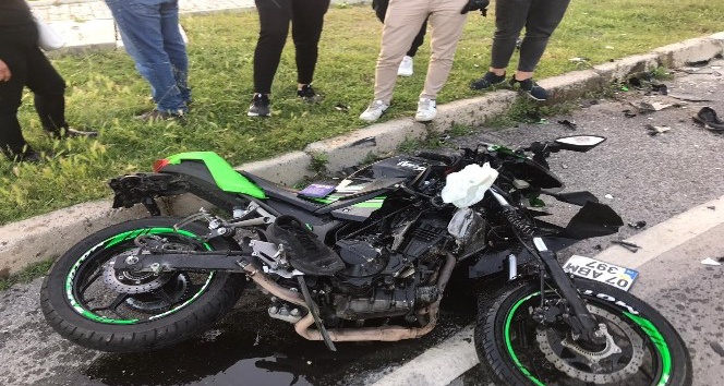 Alanya’da motosiklet ile otomobil çarpıştı: 1 yaralı