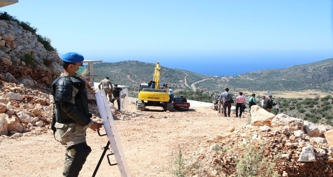 Kaş’ta yüzme havuzlu milyonluk kaçak villalar affedilmedi