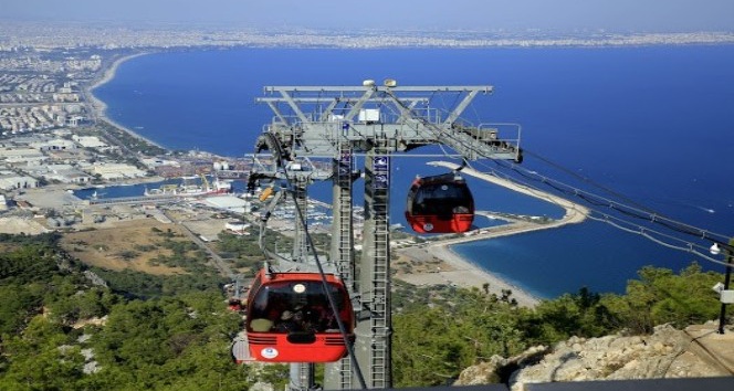 Tünektepe’de zirve Sarısu’da deniz keyfi başlıyor