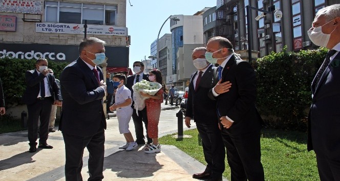 Antalya’nın yeni valisi Ersin Yazıcı göreve başladı