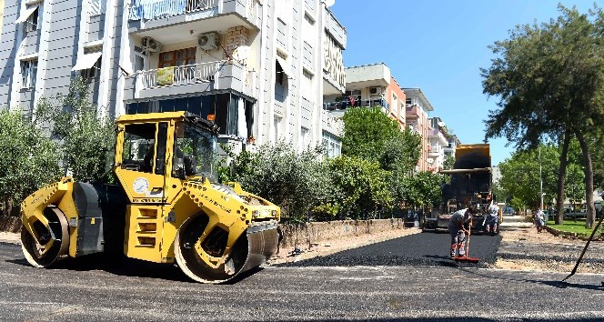 Konuksever’de 12 bin 599 metre uzunluğundaki cadde ve sokakların asfaltı yenileniyor