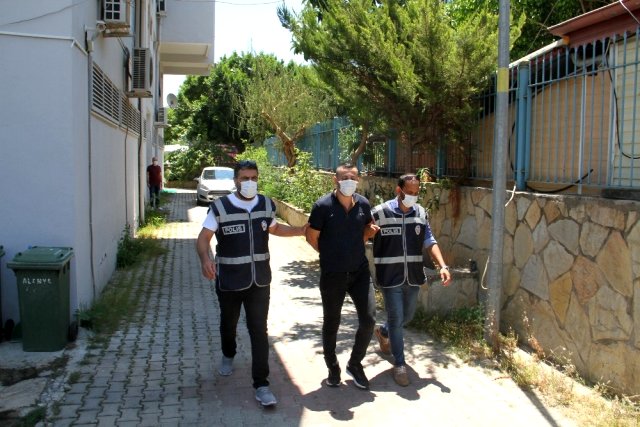 Alanya’da 27 yıl hapis cezasıyla aranan cezaevi firarisi yakalandı