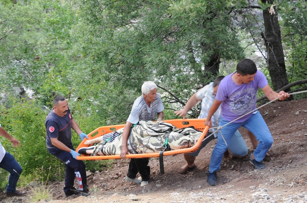 Alanya’da otomobil uçuruma yuvarlandı: 3 ölü, 4 yaralı