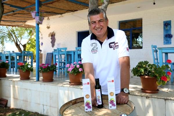 Antalya’da bir işletmeci üzümün çekirdeğinden elde ettiği yağın litresini 640 liradan satıyor