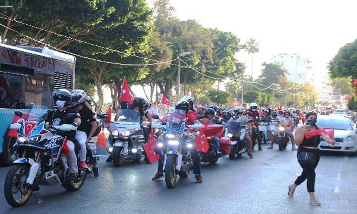 Antalya’da 30 Ağustos Zafer Bayramı korteji