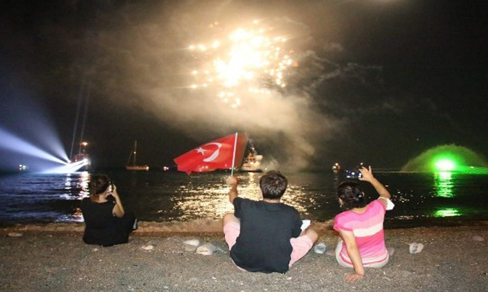 Antalya’da karada, denizde ve havada 30 Ağustos Zafer Bayramı coşkusu