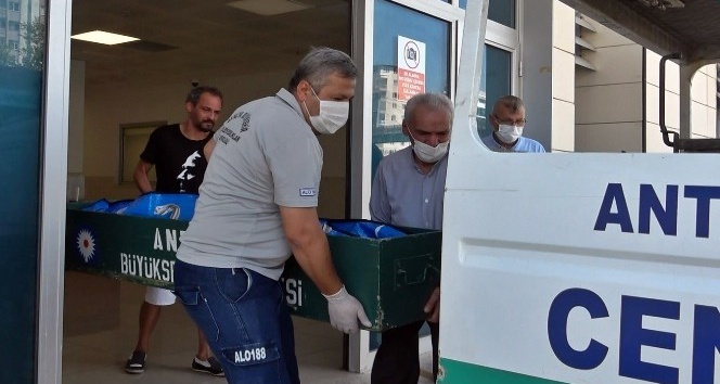 19 yaşındaki Rabia’ya babası ve ağabeyinden son görev