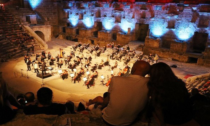 27’inci Uluslararası Aspendos Opera ve Bale Festivali’nin açılışı gala konseriyle yapıldı