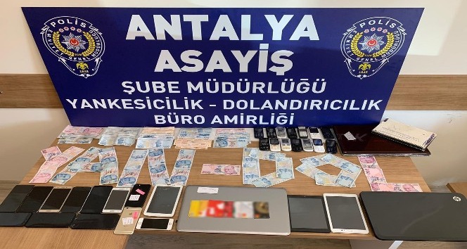 Eskort sitesiyle 94 kişiyi 84 bin lira dolandırdılar