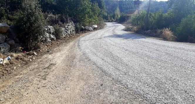 Manavgat Belediyesi’nden asfaltlama çalışması