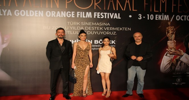 57. Altın Portakal Film Festivali kırmızı halı geçiş töreni ile başladı