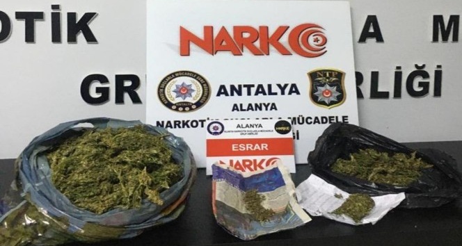 Alanya’da 2 ayrı uyuşturucu operasyonda 2 tutuklama