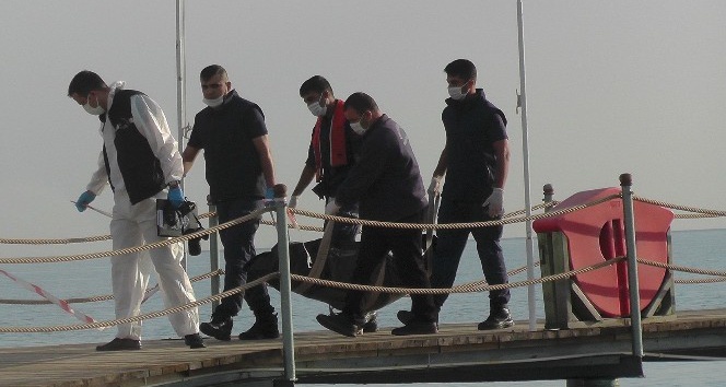 Tekneden denize düşen su sporları çalışanı hayatını kaybetti