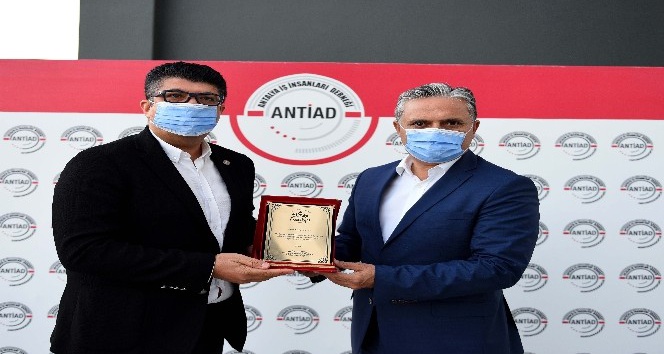 Uysal’dan iş insanlarına teşekkür