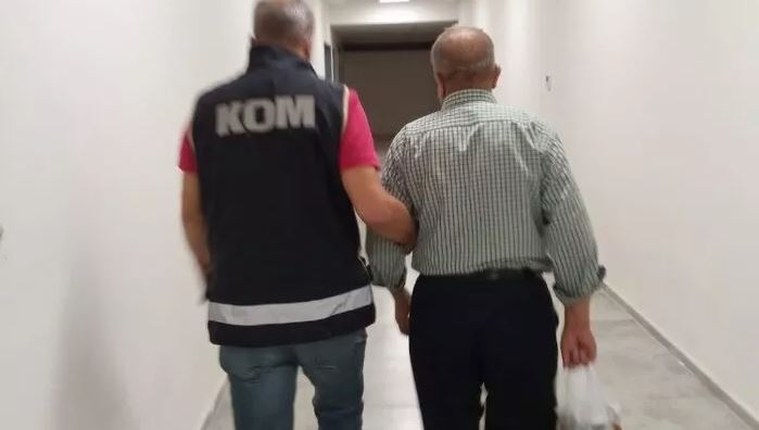 Antalya merkezli 4 ilde FETÖ/PDY operasyonu: 8 gözaltı