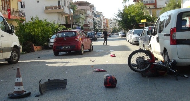 Manavgat’ta motosiklet kazası: 2 yaralı