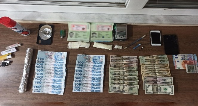 Antalya’da sahte para ve uyuşturucu operasyonu