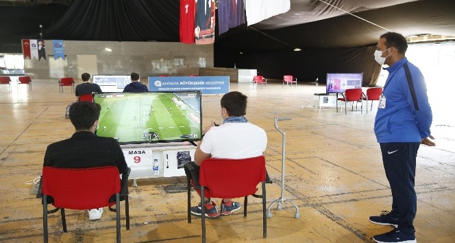Büyükşehir’den ‘Antalya FIFA 2020 E-spor Turnuvası’