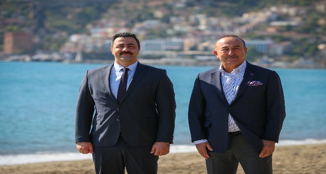 Rektör Kalan’dan Bakan Çavuşoğlu’na brifing