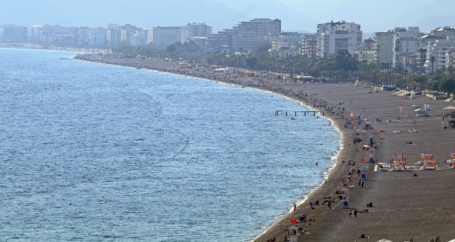 Yoğunluk azaldı, sosyal mesafe sağlandı