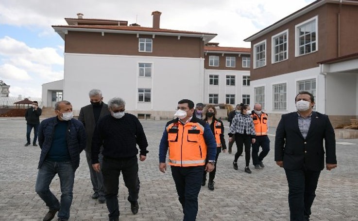 Başkan Tütüncü: ” Kepez eğitimde altın yıllarını yaşıyor”