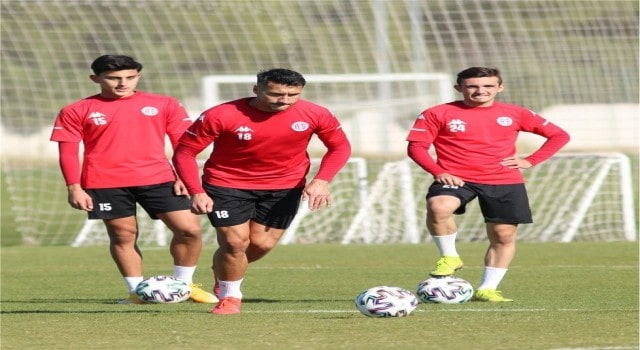 Antalyaspor ile Atakaş Hatayspor 13. randevuda