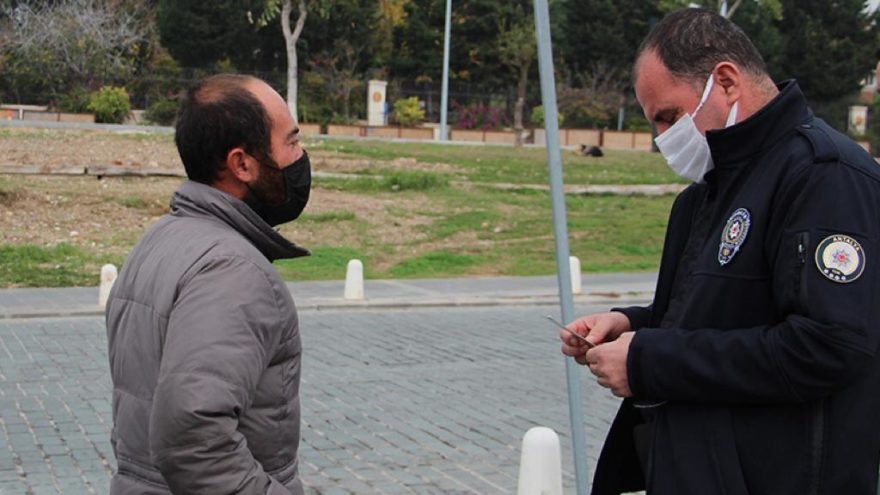 EGM’den sokakta yaşayan kişiye kesilen ‘kısıtlama’ cezası için özür