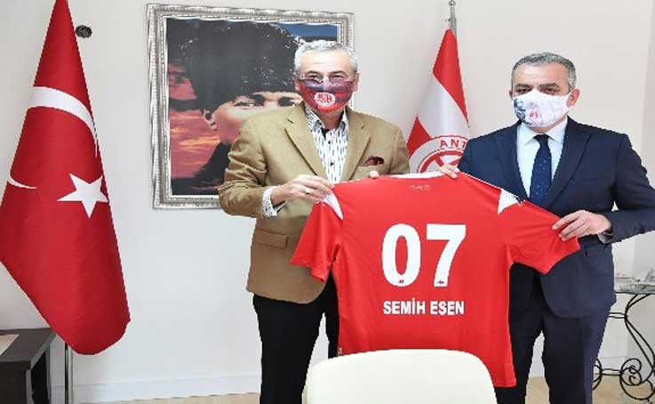 Başkan Esen Antalyaspor Kulübü Derneği’ne üye oldu