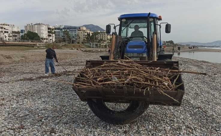 Alanya sahilleri sezona hazırlanıyor