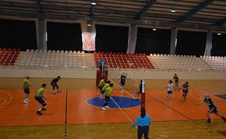 Korkuteli Belediyespor Ilgın Spor’a set vermedi: 3-0
