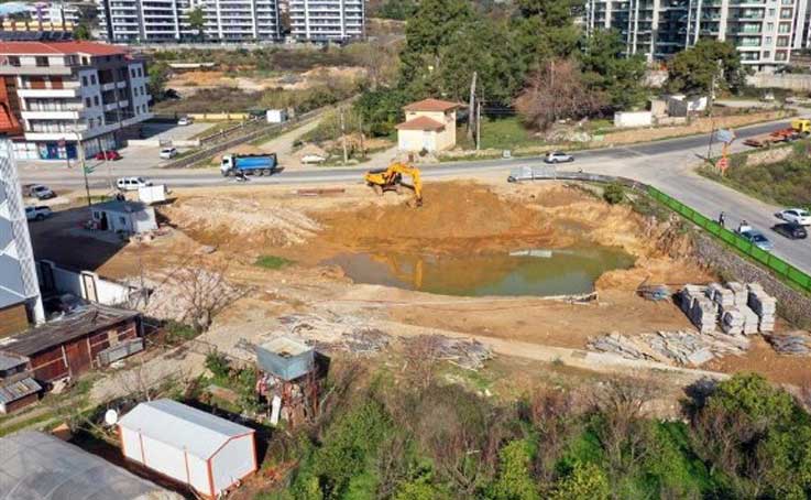 Alanya Belediyesi kreş projesi için ilk kazmayı vurdu