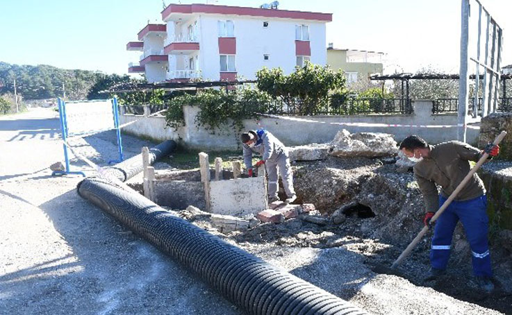 Kemer’de su baskınlarını önleme çalışmaları