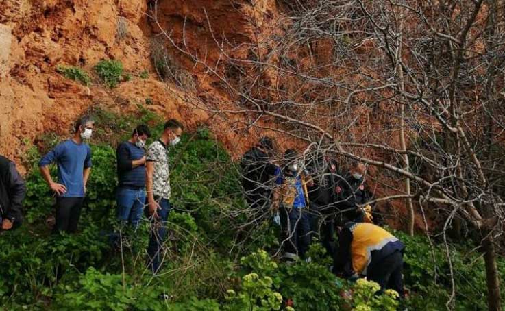 Dinlenmek için sura çıkan kadın dengesini kaybederek feci şekilde yaşamını yitirdi