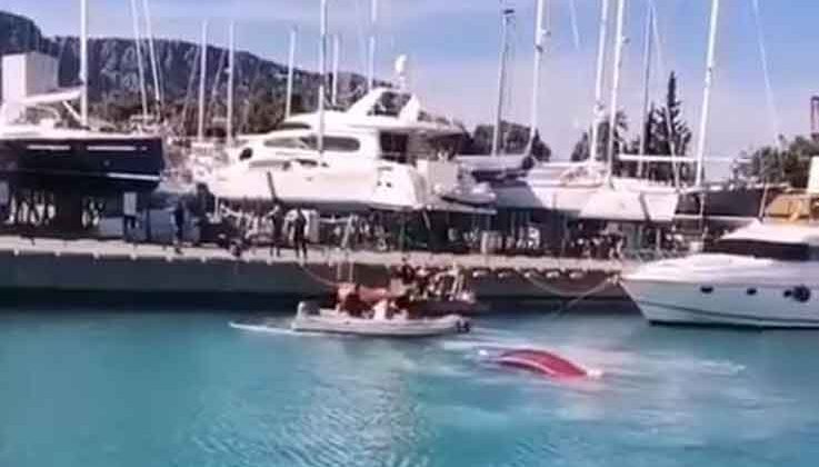 Antalya’da dalga yüzünden batan balıkçı teknesindeki 5 kişi kurtarıldı