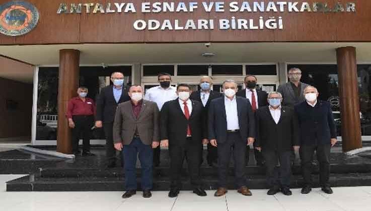 Başkan Esen, ‘Konyaaltı Esnafım’ projesini esnafa anlattı