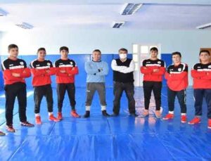 Güreş milli takımı seçmelerine Kumluca’dan 8 sporcu katılacak