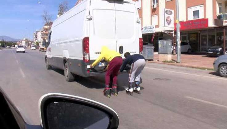 Antalya’da patenli gençlerin tehlikeli yolculuğu