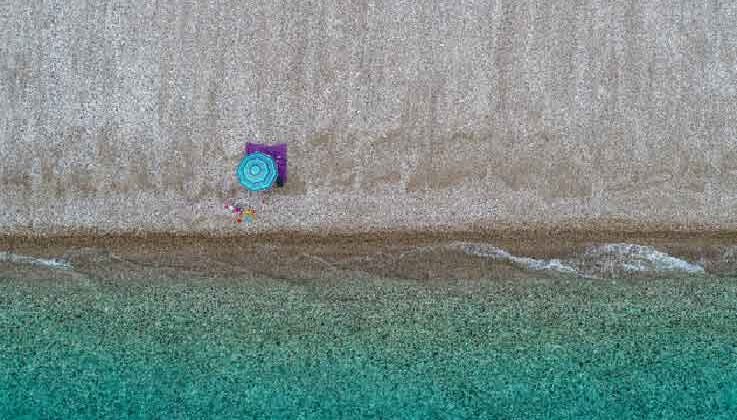 Antalya’da denetim arttı, sahil boşaldı