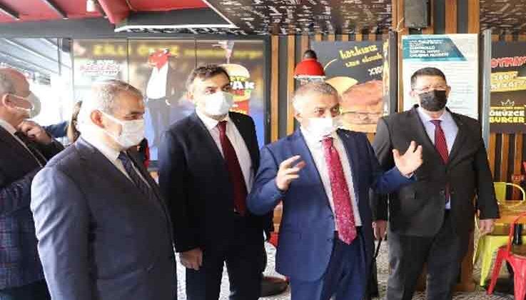 Kırmızıya dönen Antalya’da yoğun bakım doluluk oranı yüzde 58