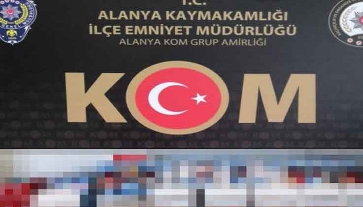 Alanya’da kaçak tütün operasyonu